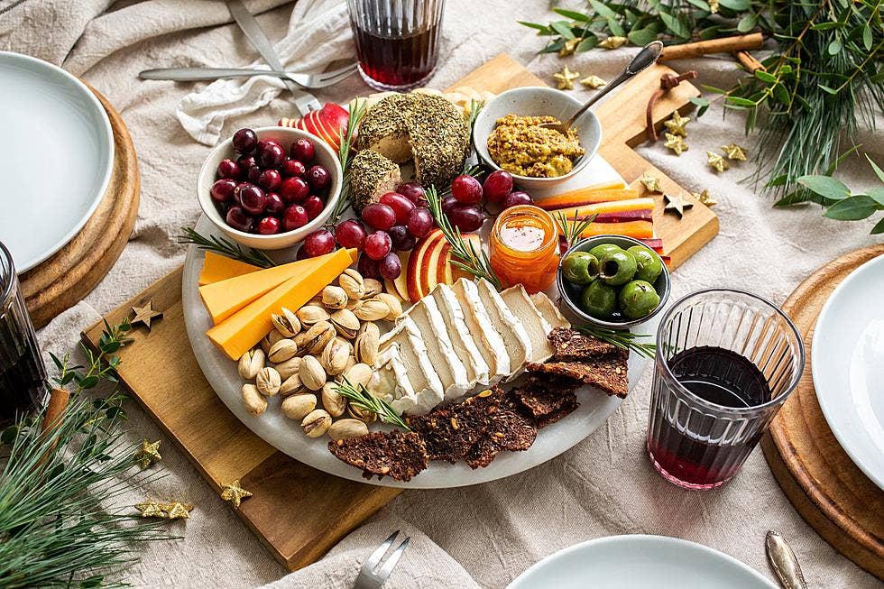 how to make a vegan cheese board