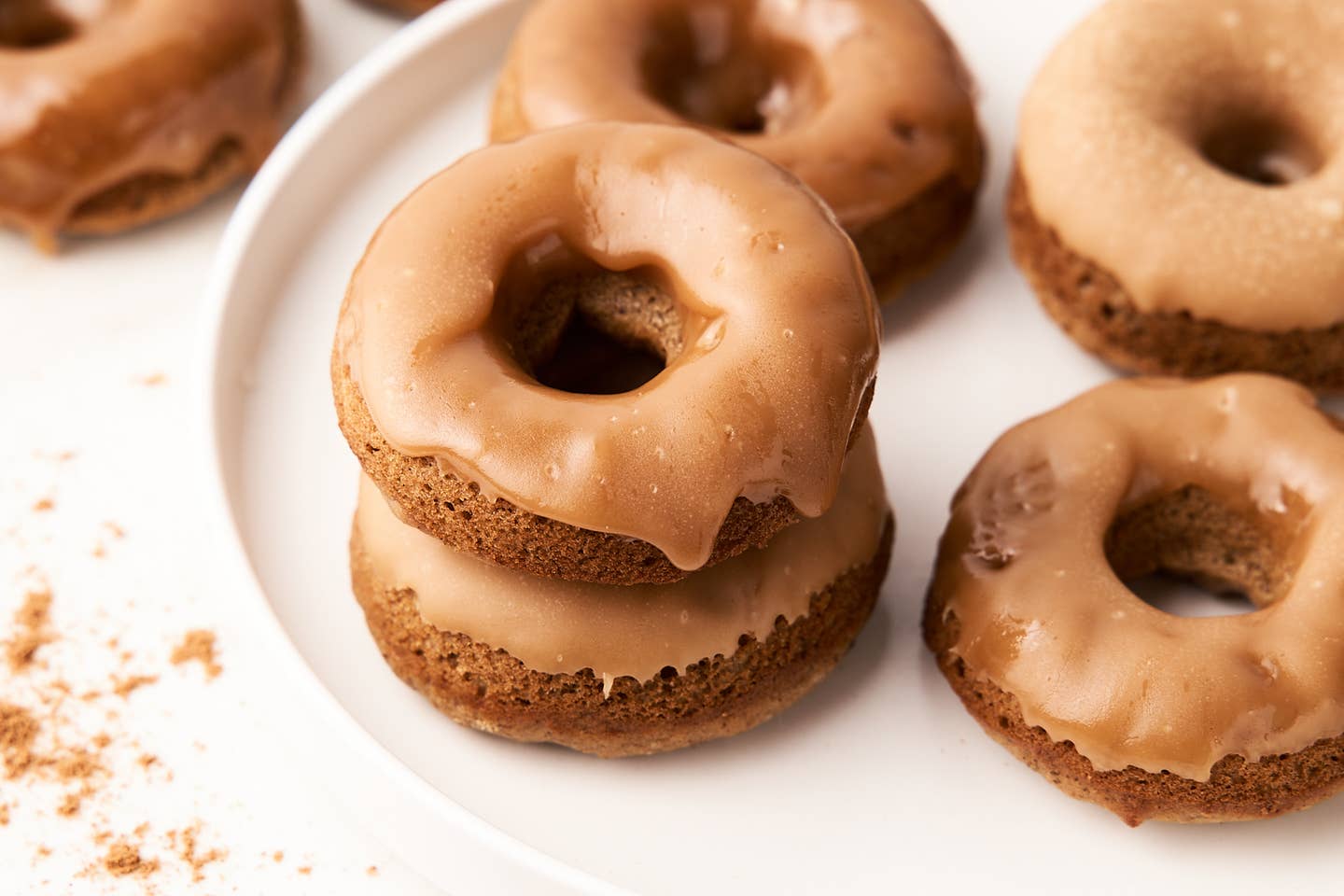 How to make holiday gingerbread donuts