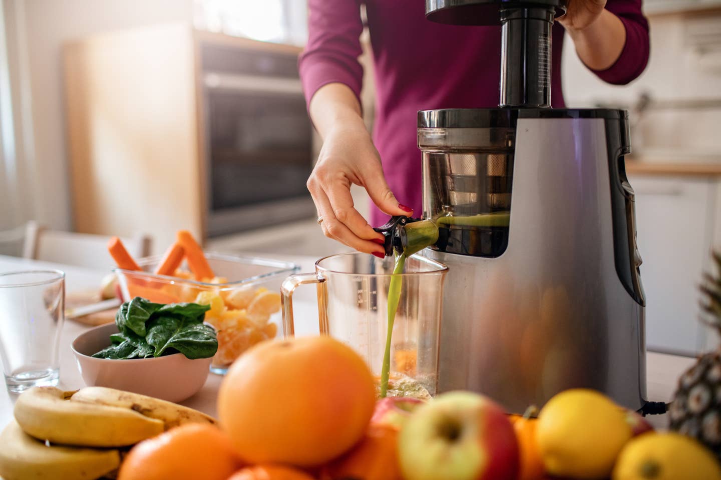 Preparing Cold Pressed Juice